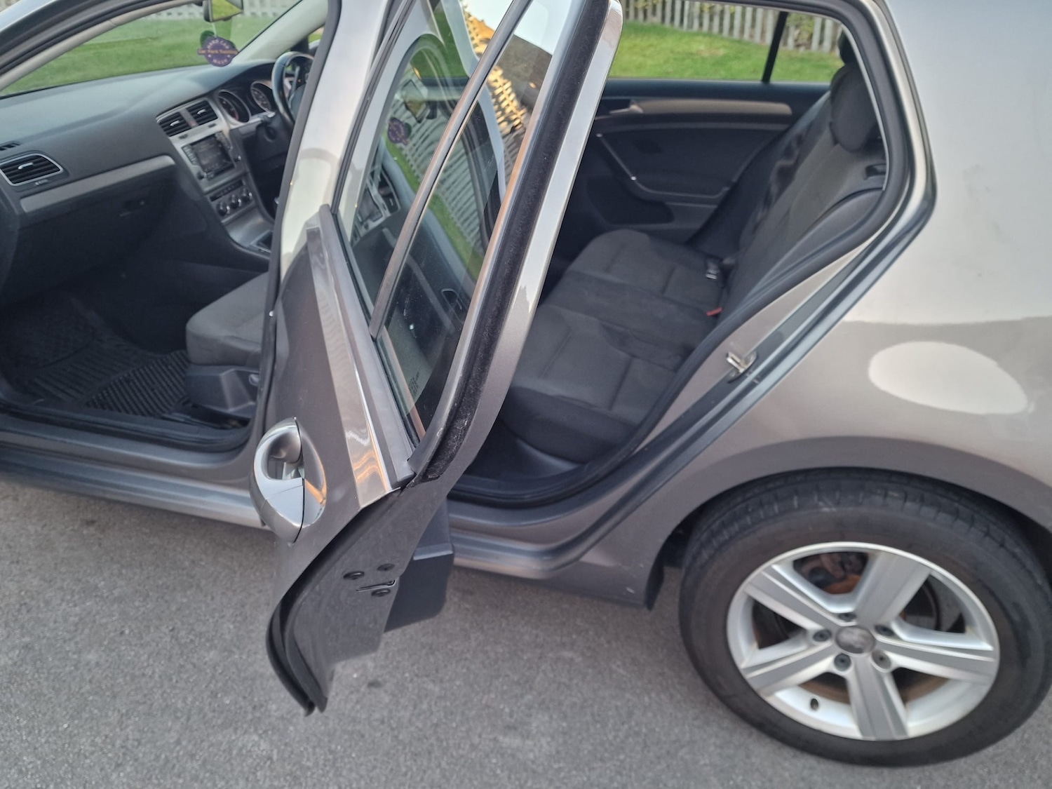 Used Volkswagen Golf 2014 for sale - 76483263: Photo 11