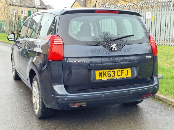 Used Peugeot 5008 2013 for sale - 74898579: Photo 18