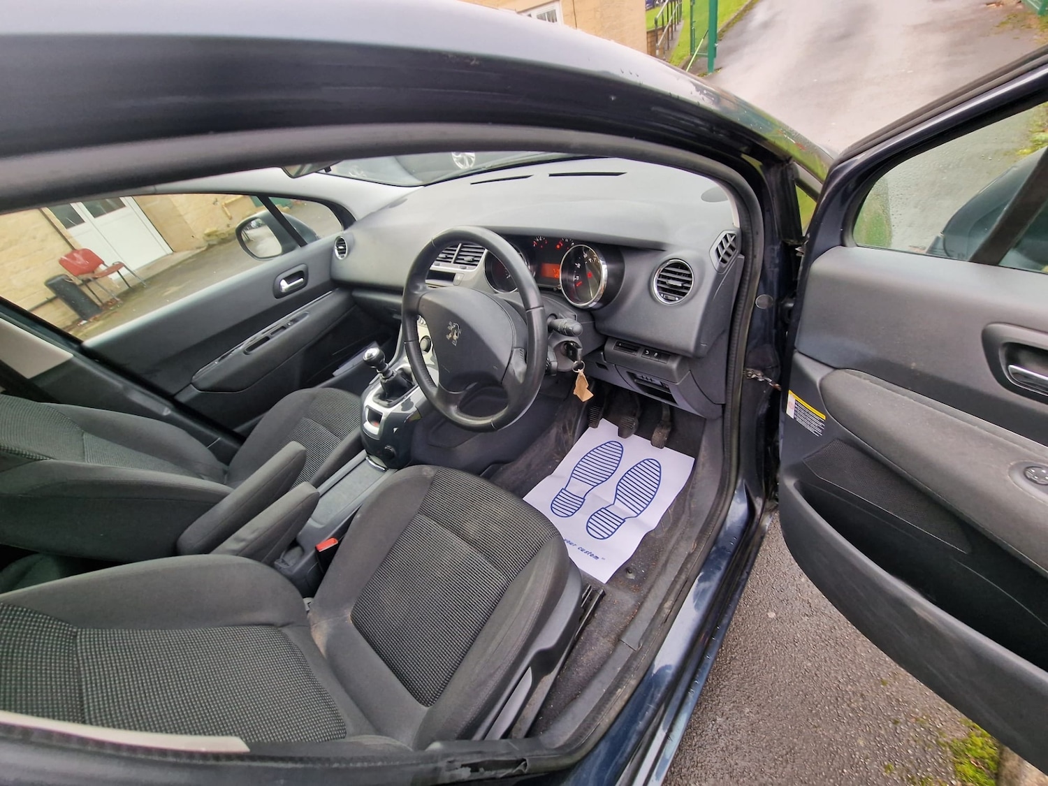 Vehicle 21
