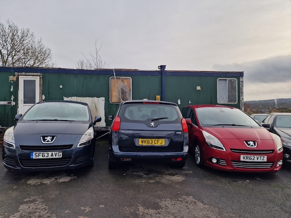 Used Peugeot 5008 2013 for sale - 74898579: Photo 24