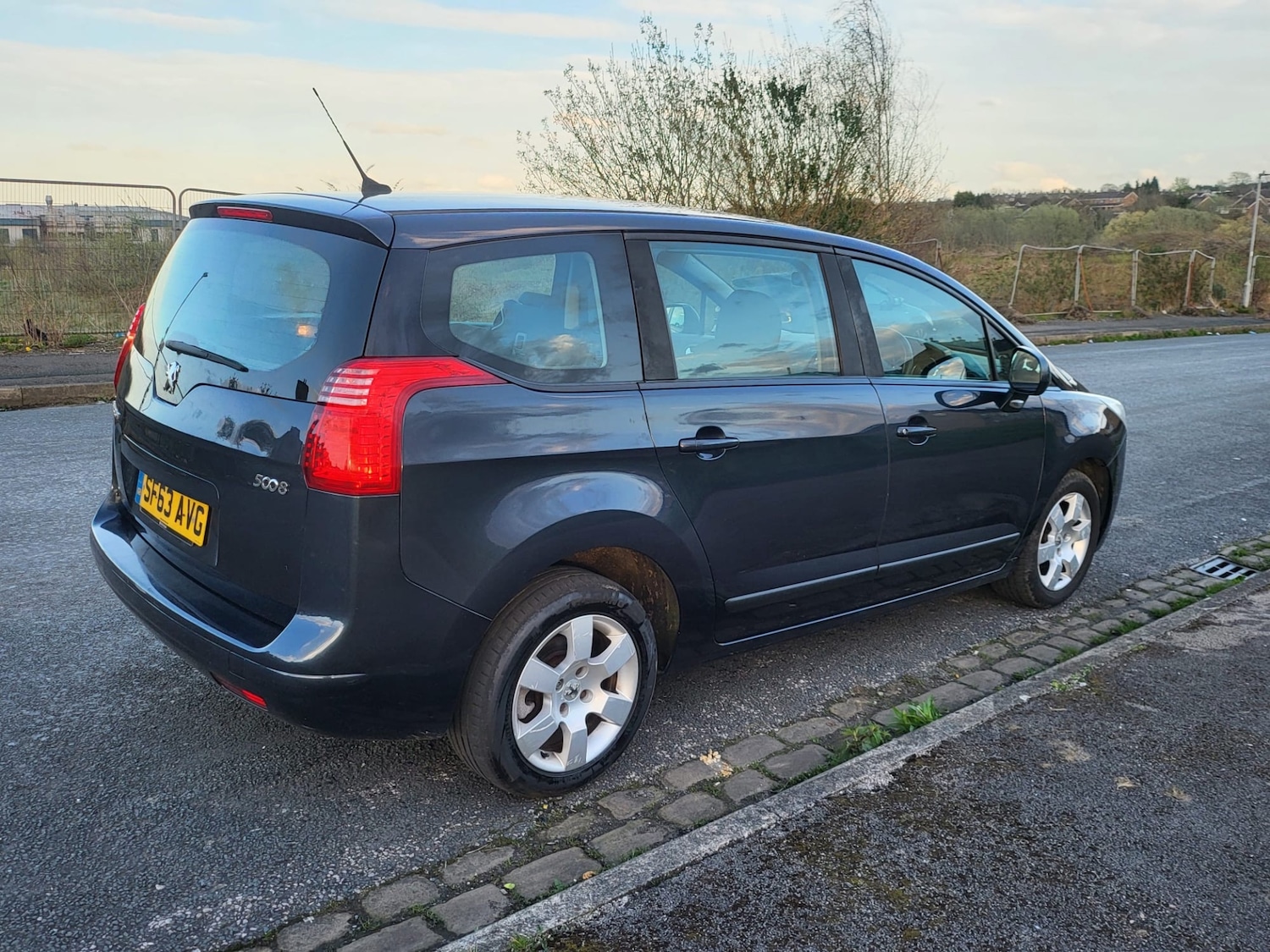 Vehicle 28