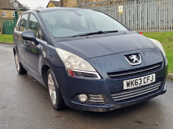 Used Peugeot 5008 2013 for sale - 74898579: Photo 7