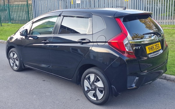 Used Honda Fit 2015 for sale - 75400437: Photo 21