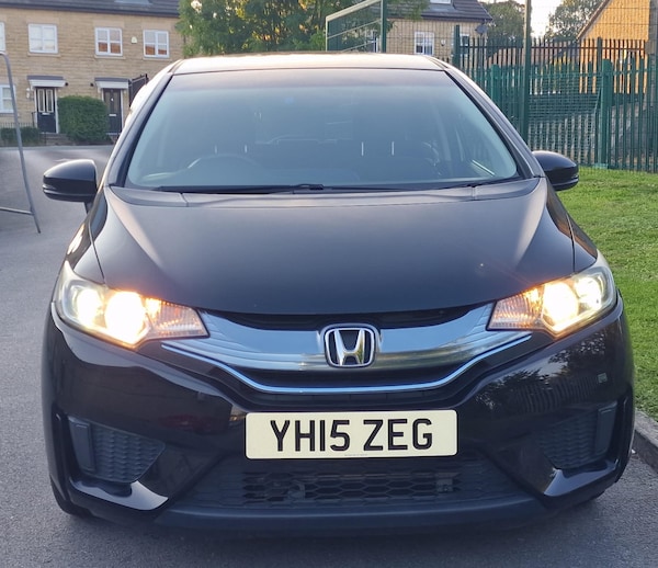 Used Honda Fit 2015 for sale - 75400437: Photo 5