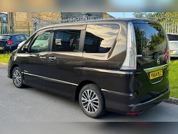 Used Nissan Serena undefined for sale - 79711363: Photo