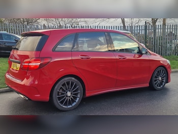 Used Mercedes-Benz B Class 2015 for sale - 79143869: Photo