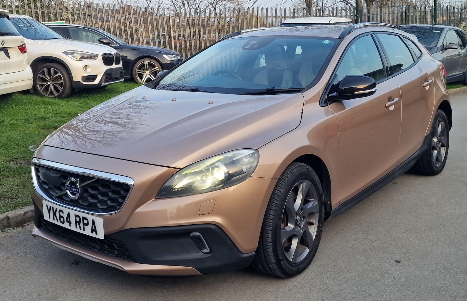 Used Volvo V40 2014 for sale - 77980082: Photo 12