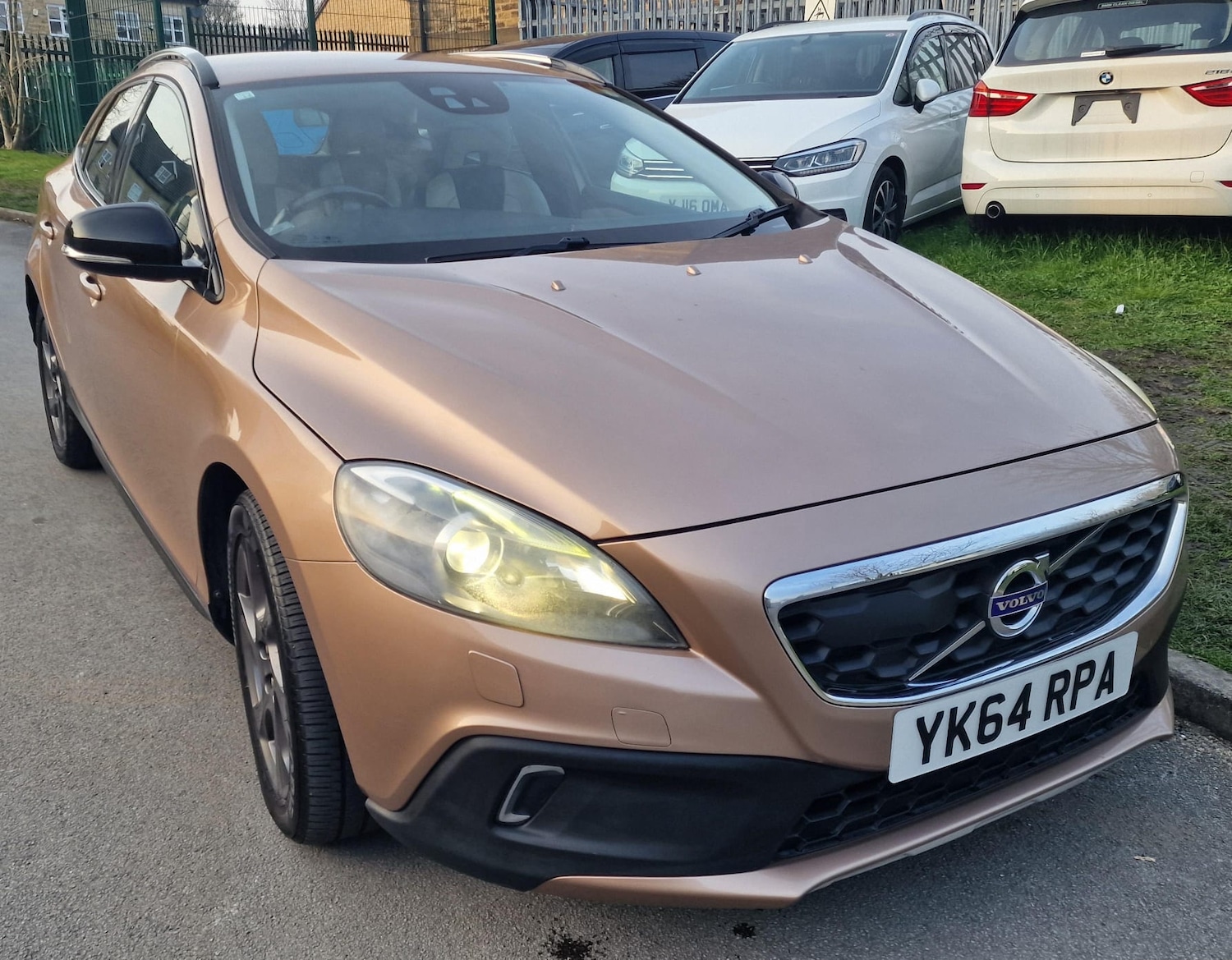 Used Volvo V40 2014 for sale - 77980082: Photo 14