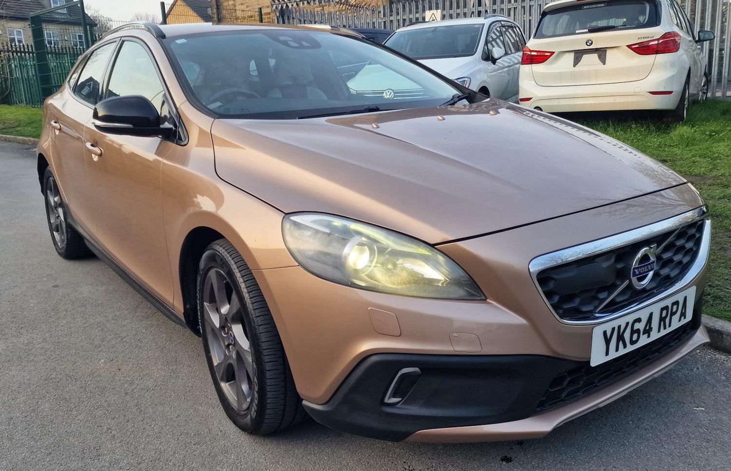 Used Volvo V40 2014 for sale - 77980082: Photo 15