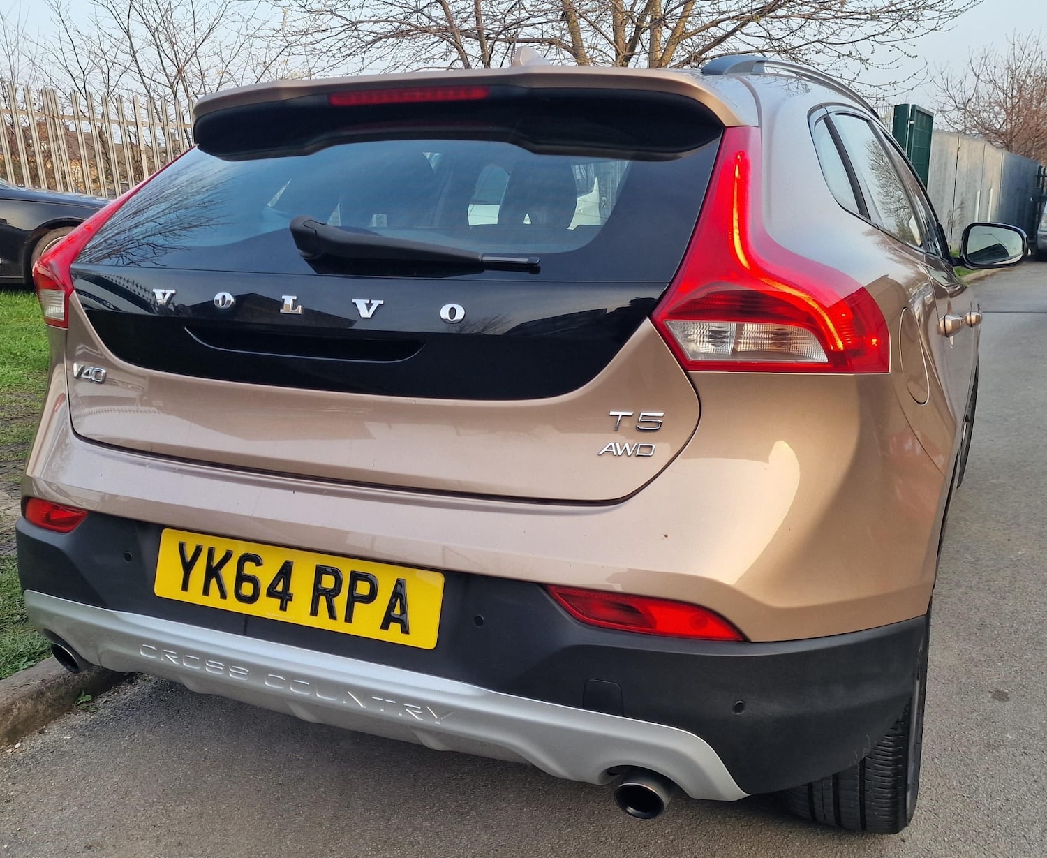 Used Volvo V40 2014 for sale - 77980082: Photo 25