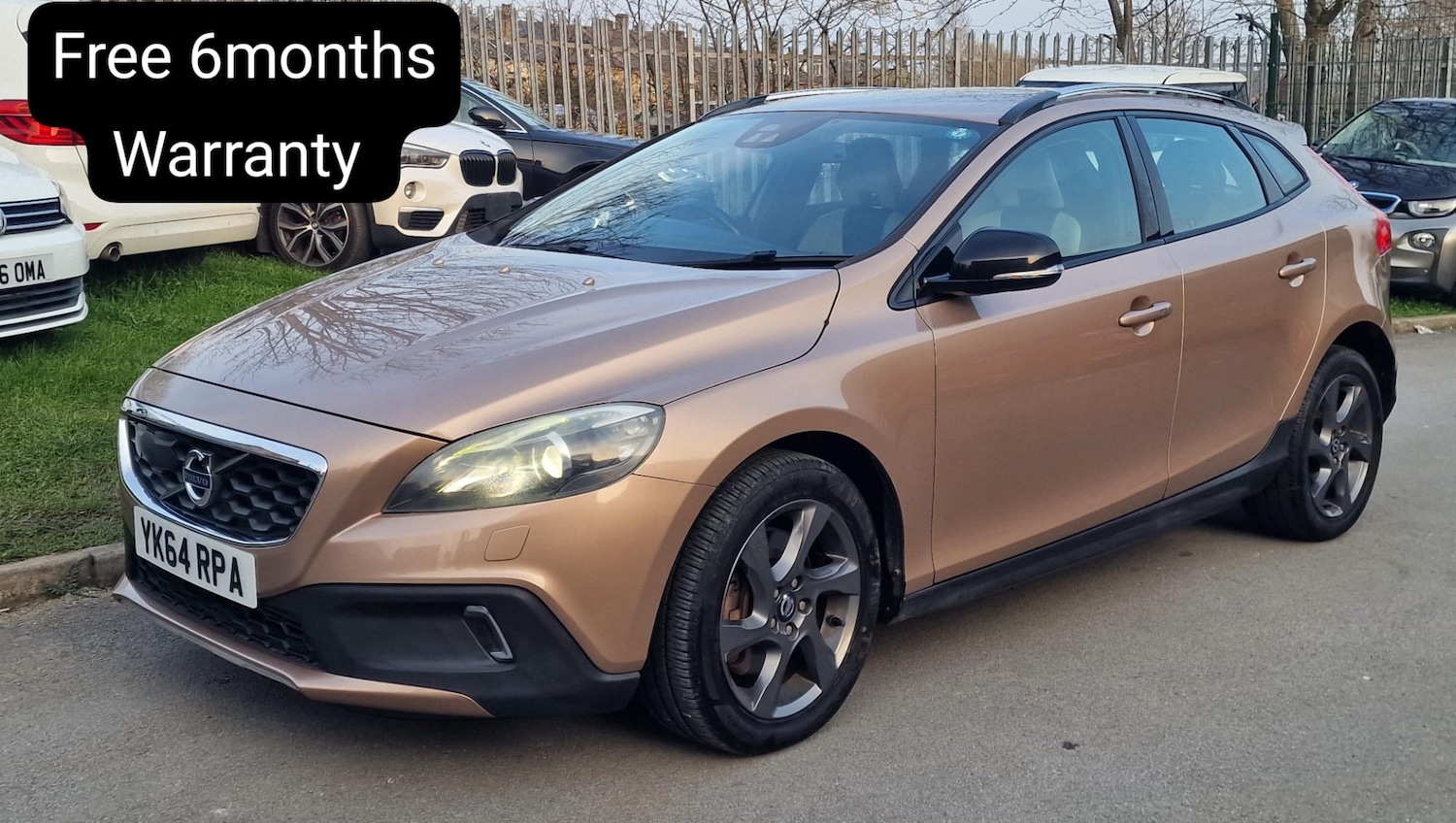 Used Volvo V40 2014 for sale - 77980082: Photo 3
