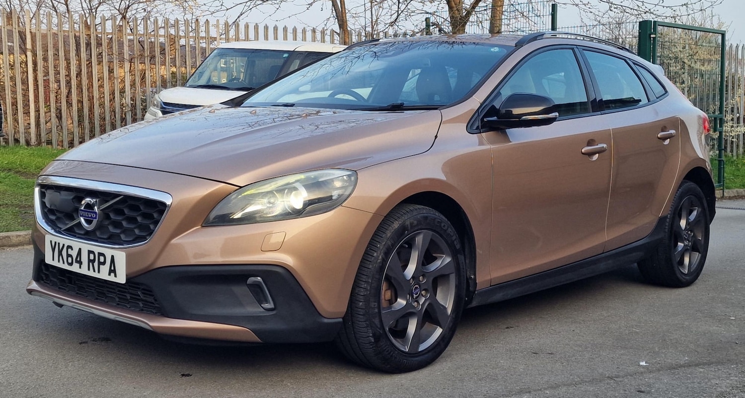 Used Volvo V40 2014 for sale - 77980082: Photo 31