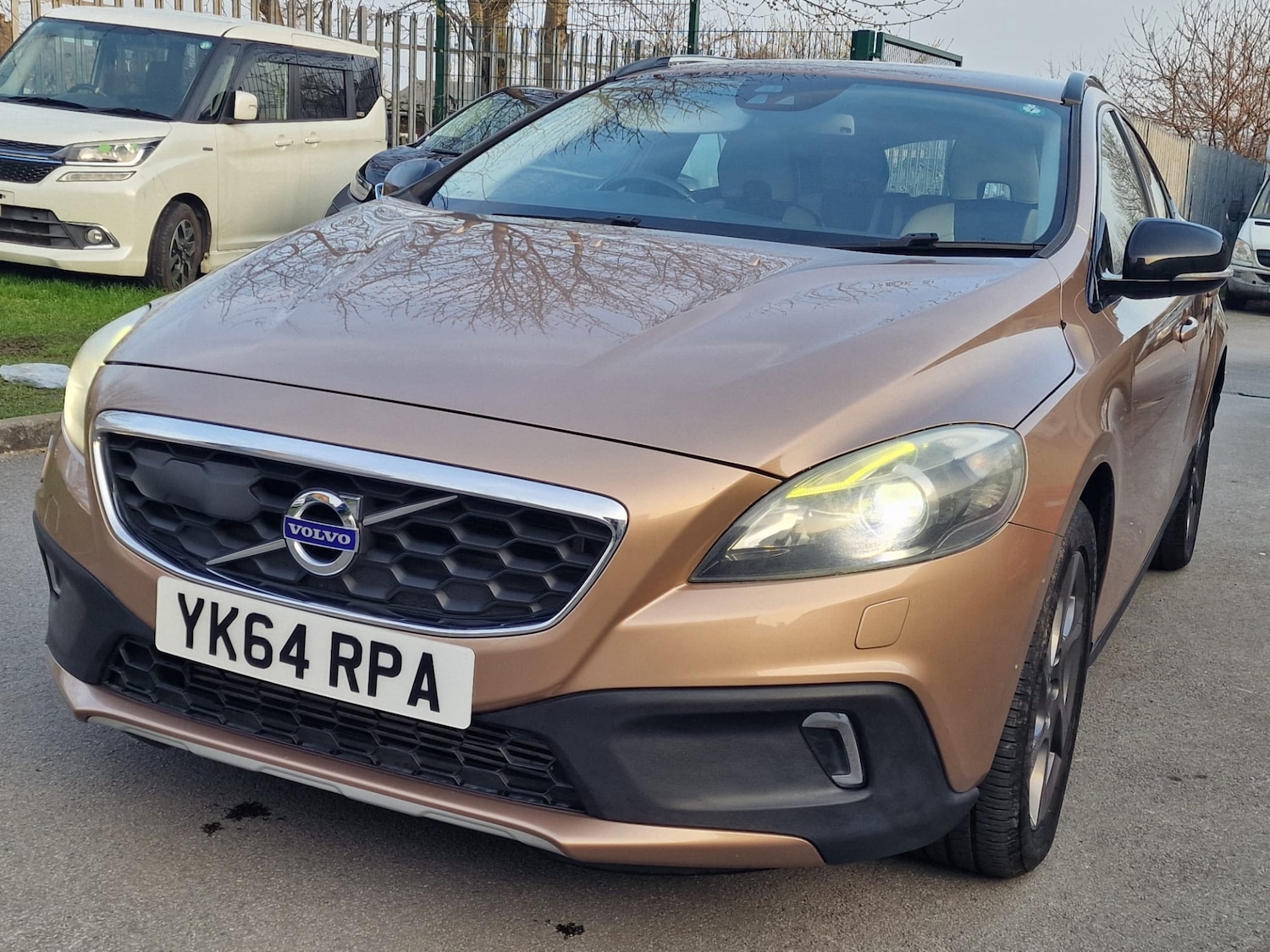 Used Volvo V40 2014 for sale - 77980082: Photo 32