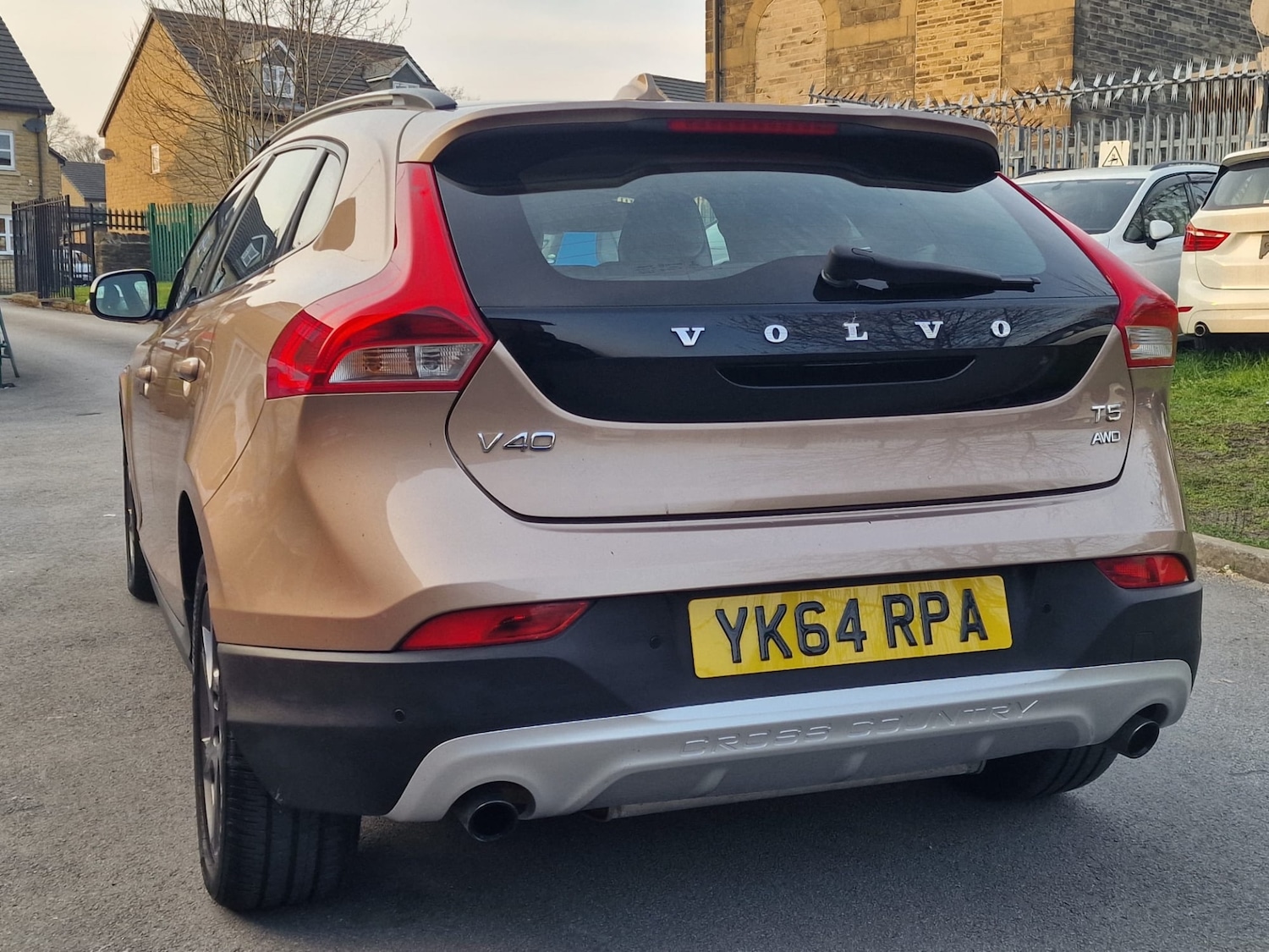 Used Volvo V40 2014 for sale - 77980082: Photo 36