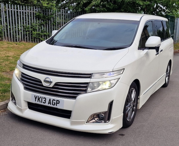 Used Nissan Elgrand 2013 for sale - 75033497: Photo 10
