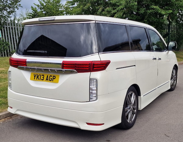 Used Nissan Elgrand 2013 for sale - 75033497: Photo 22
