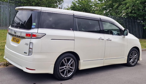 Used Nissan Elgrand 2013 for sale - 75033497: Photo 41