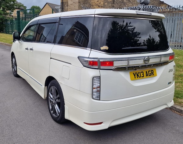 Used Nissan Elgrand 2013 for sale - 75033497: Photo 43