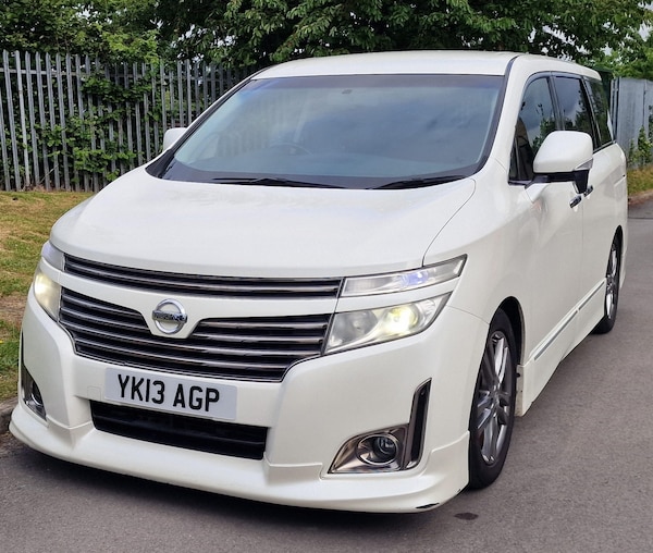 Used Nissan Elgrand 2013 for sale - 75033497: Photo 8