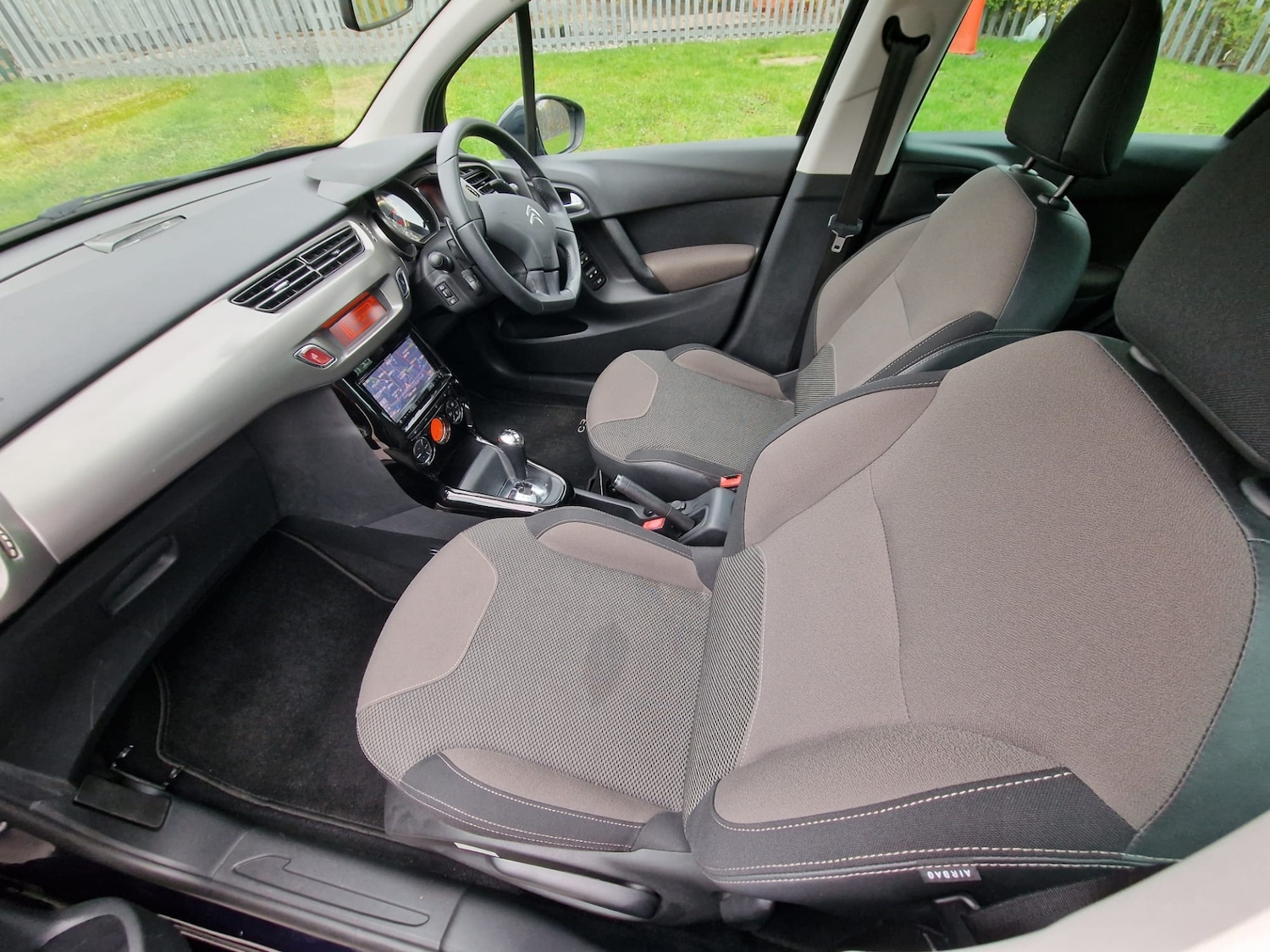 Used Citroen C3 2015 for sale - 76418535: Photo 26