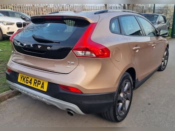 Used Volvo V40 2014 for sale - 79815299: Photo