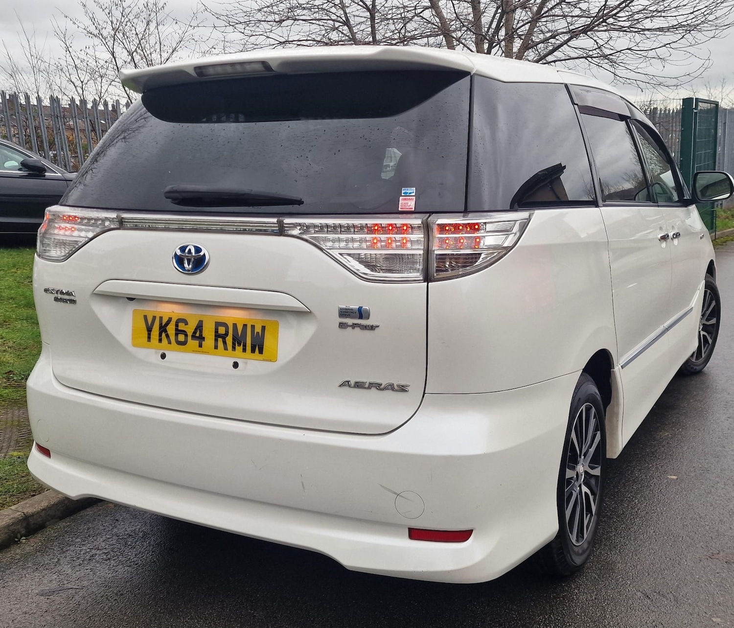 Used Toyota Estima 2014 for sale - 76974612: Photo 14