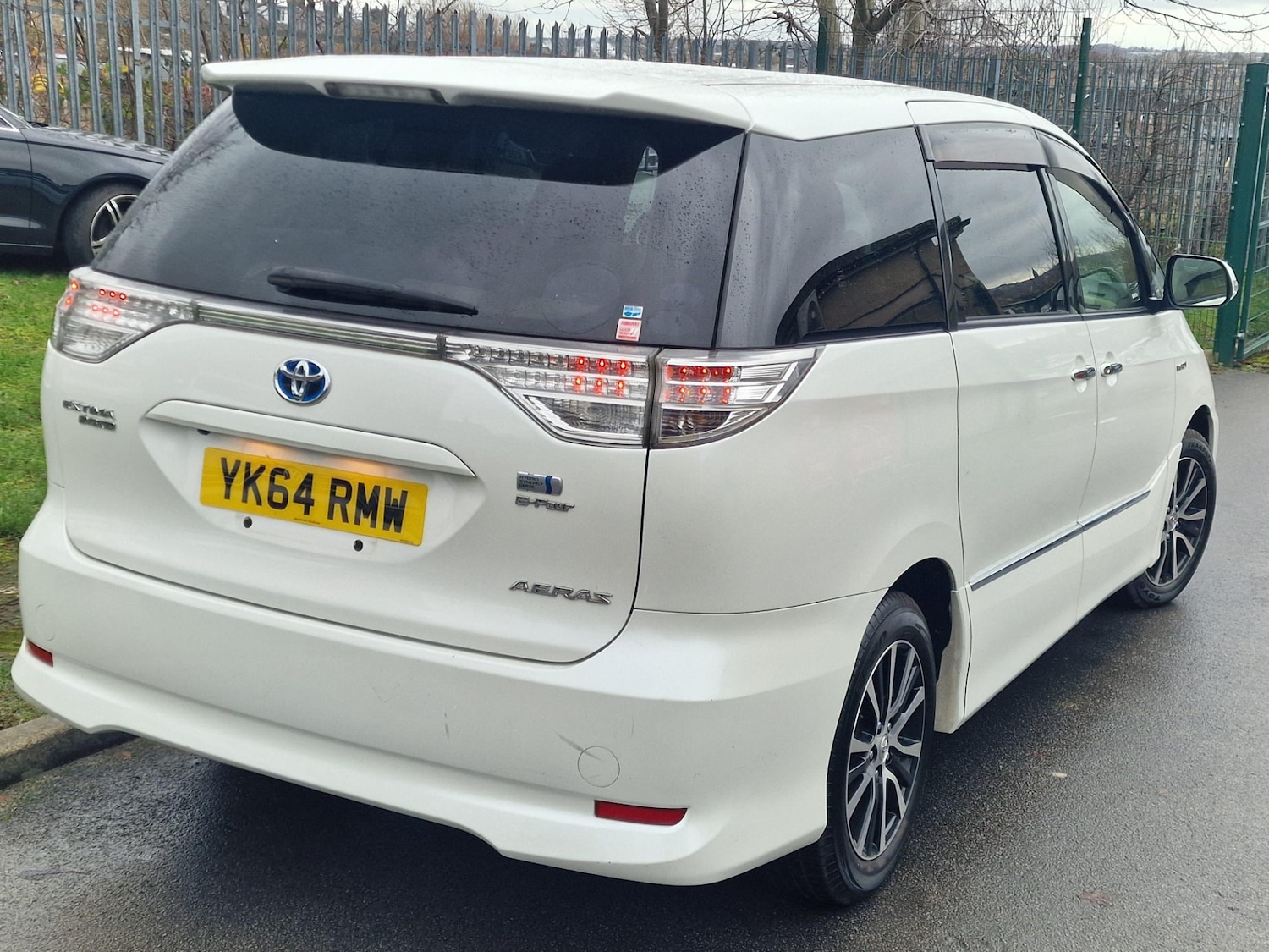 Used Toyota Estima 2014 for sale - 76974612: Photo 17