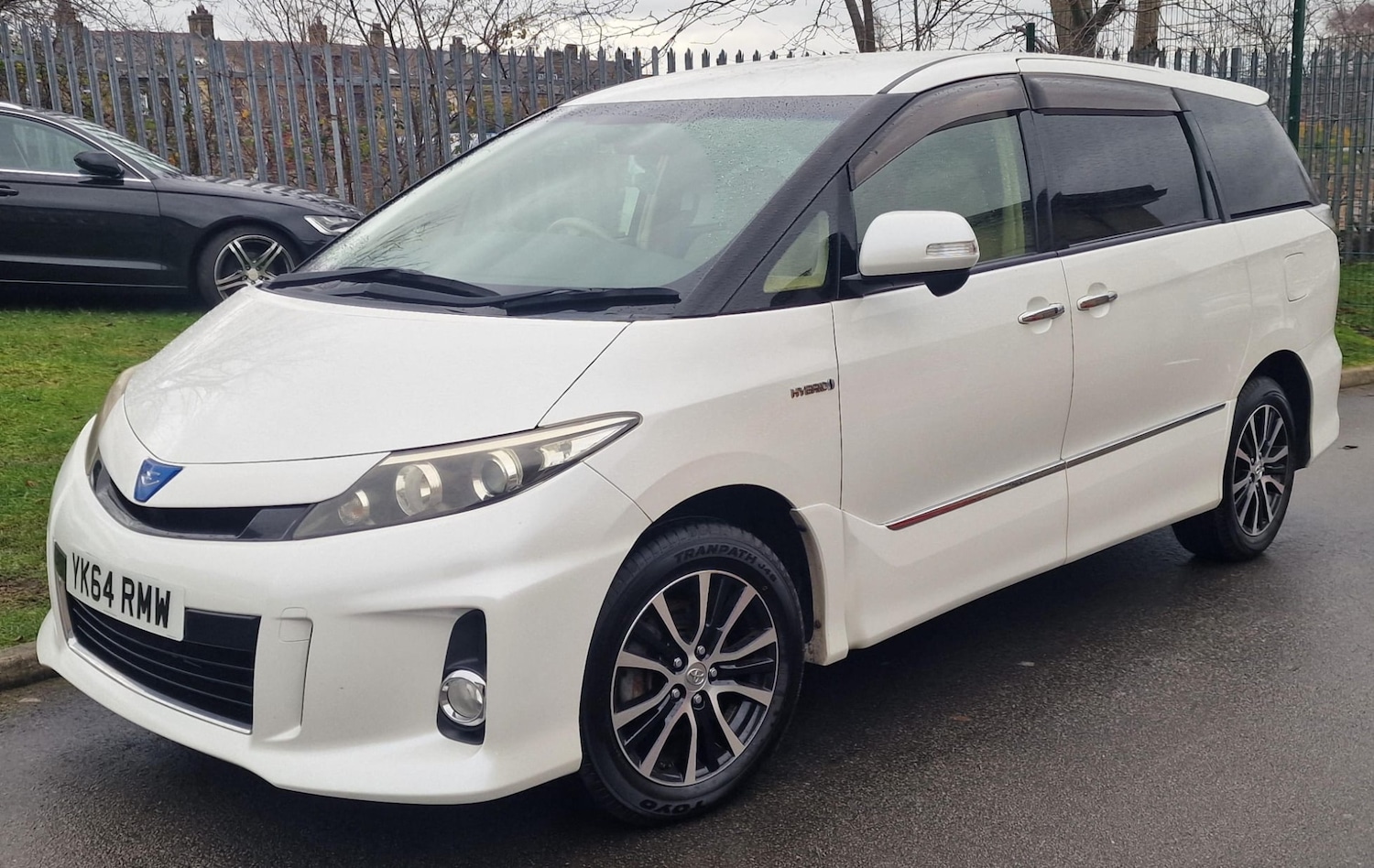 Used Toyota Estima 2014 for sale - 76974612: Photo 3