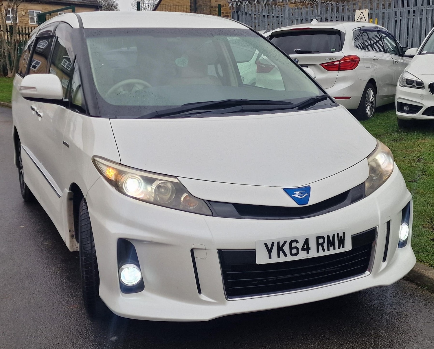 Used Toyota Estima 2014 for sale - 76974612: Photo 5