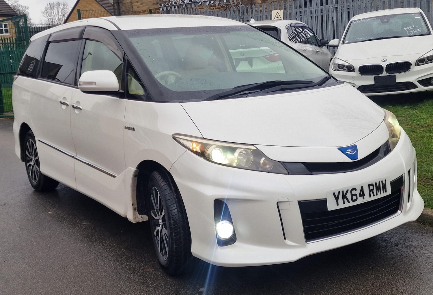 Used Toyota Estima 2014 for sale - 76974612: Photo 7