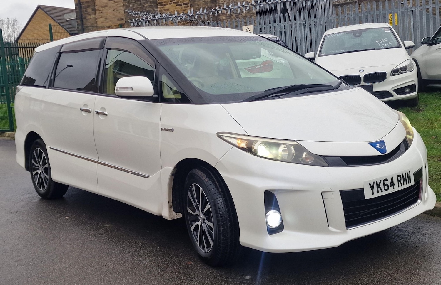 Used Toyota Estima 2014 for sale - 76974612: Photo 8