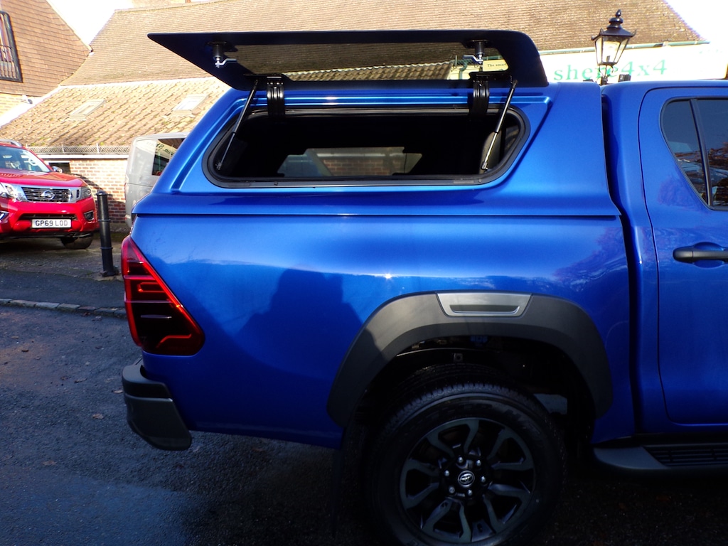 Used Toyota Hilux 2023 for sale - 76738537: Photo 13