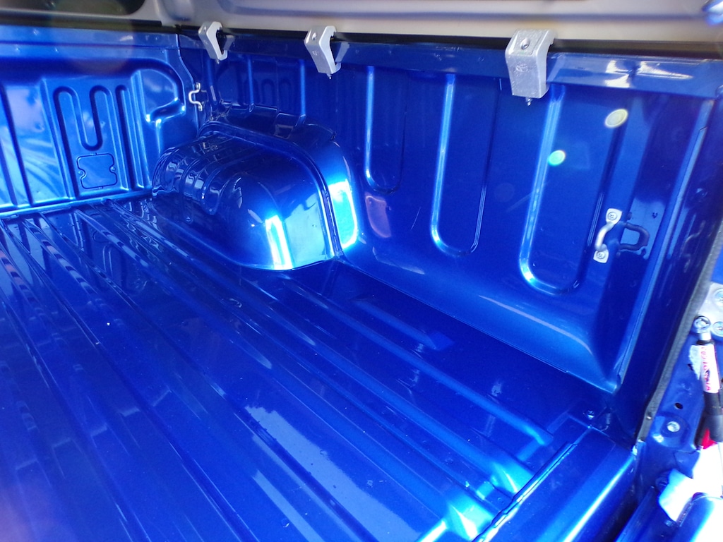 Used Toyota Hilux 2023 for sale - 76738537: Photo 19