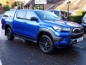 Used Toyota Hilux 2023 for sale - 76738537: Photo