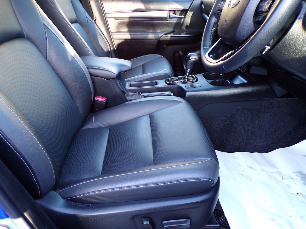 Used Toyota Hilux 2023 for sale - 76738537: Photo 24