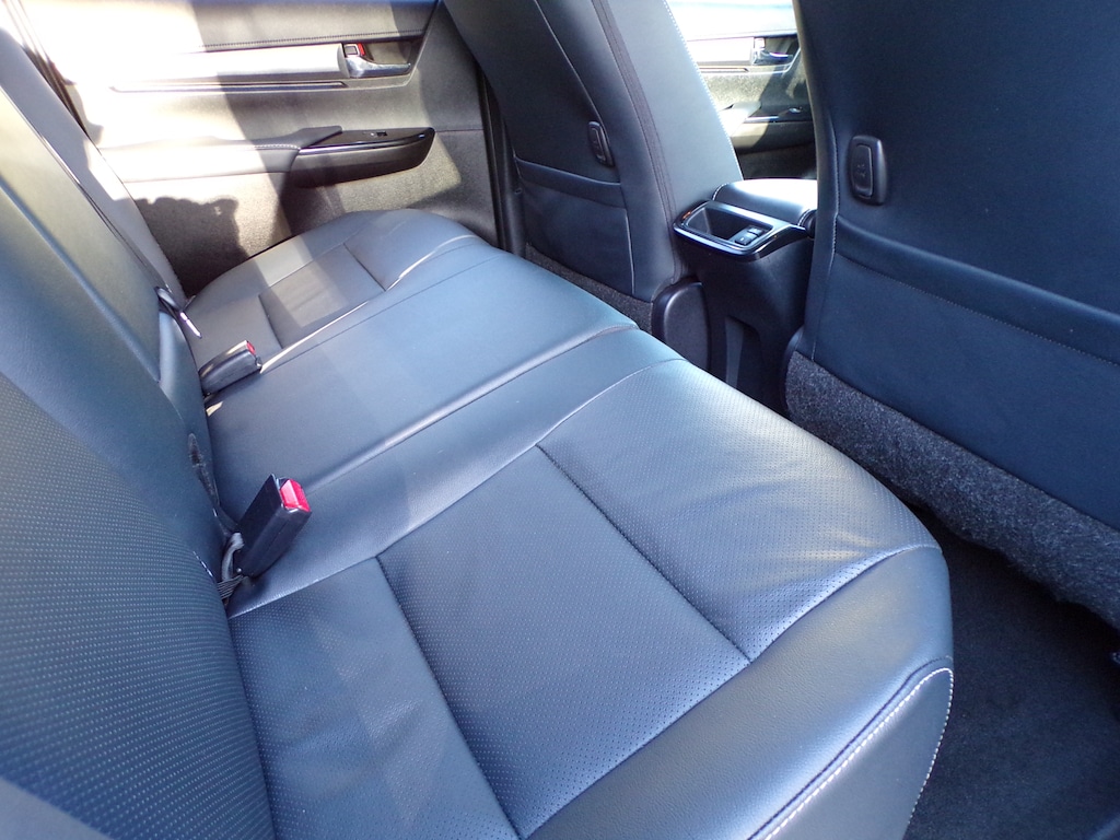 Used Toyota Hilux 2023 for sale - 76738537: Photo 32