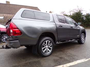 Used Toyota Hilux 2019 for sale - 74941437: Photo