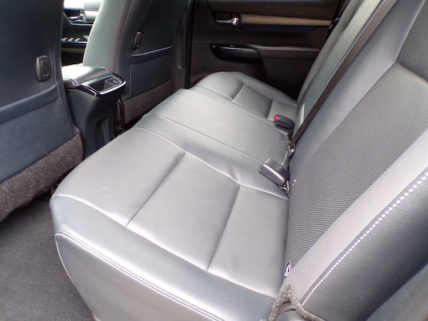 Used Toyota Hilux 2023 for sale - 76131021: Photo 27