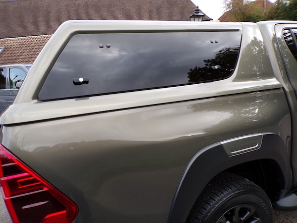 Used Toyota Hilux 2023 for sale - 76131021: Photo 5