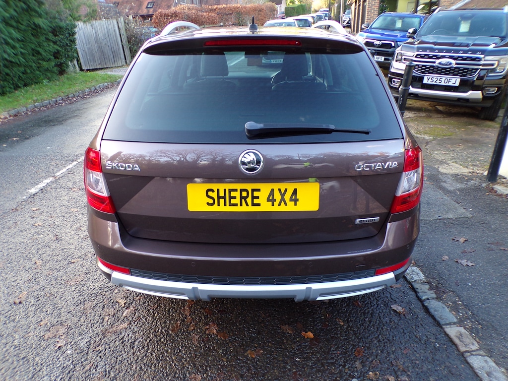 Used Skoda Octavia 2015 for sale - 76861993: Photo 11