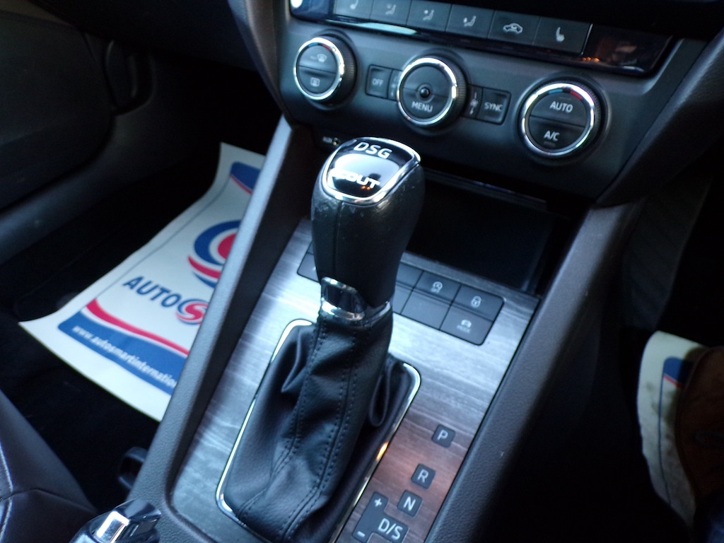 Used Skoda Octavia 2015 for sale - 76861993: Photo 19