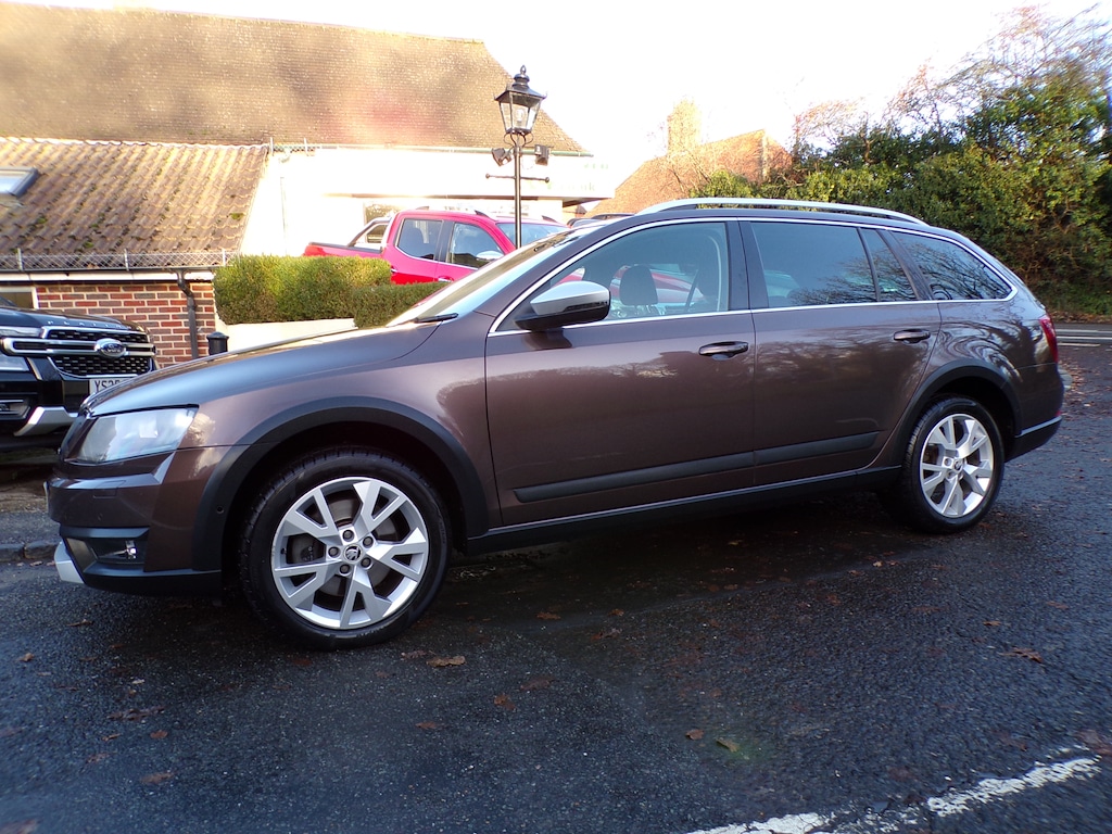 Used Skoda Octavia 2015 for sale - 76861993: Photo 3