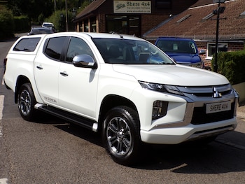 Mitsubishi - L200