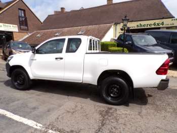 Used Toyota Hilux 2017 for sale - 74772387: Photo