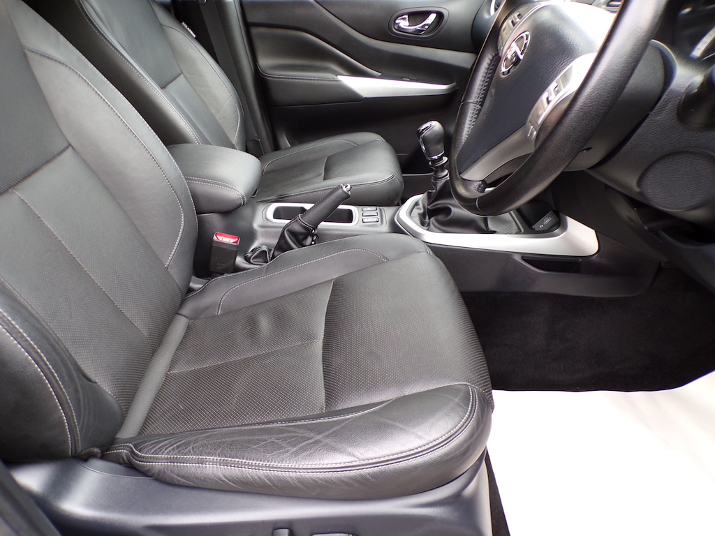 Used Nissan Navara 2020 for sale - 77653392: Photo 18