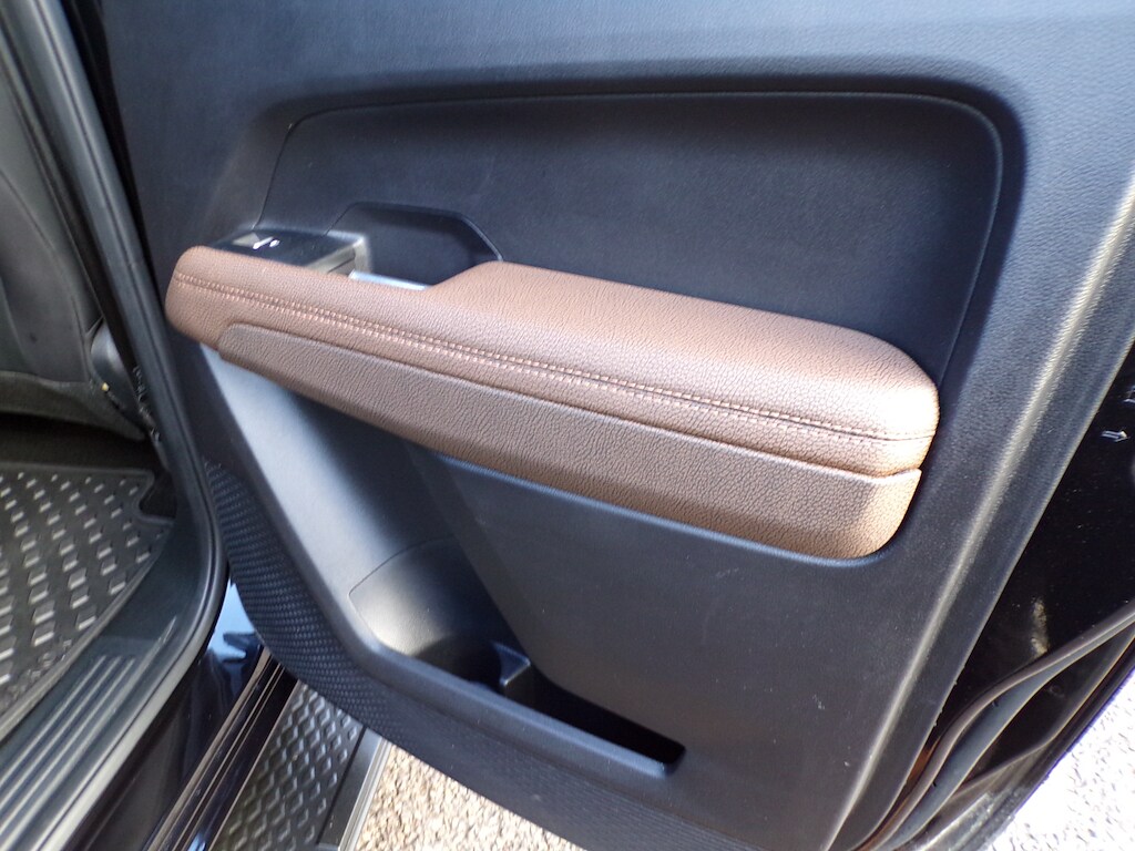 Used Volkswagen Amarok 2025 for sale - 77665373: Photo 32