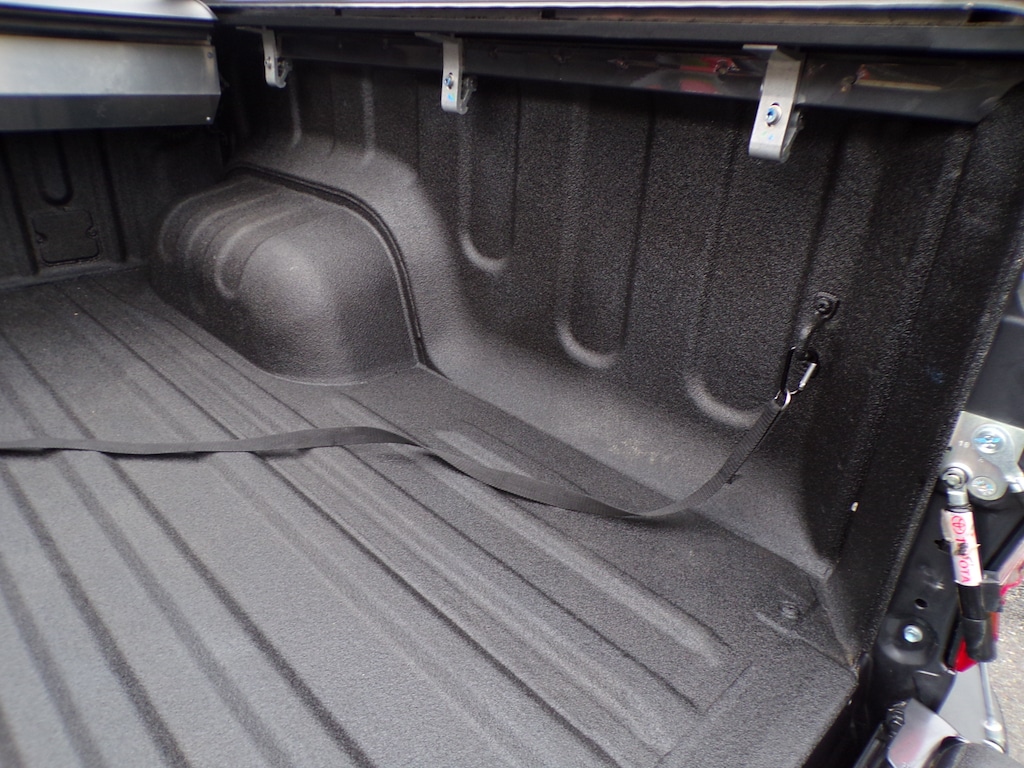 Used Toyota Hilux 2023 for sale - 77293767: Photo 16