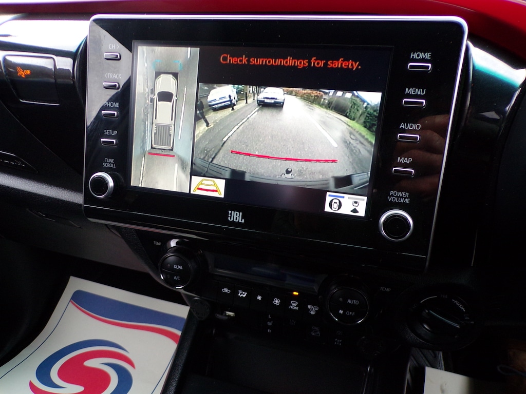 Used Toyota Hilux 2023 for sale - 77293767: Photo 21