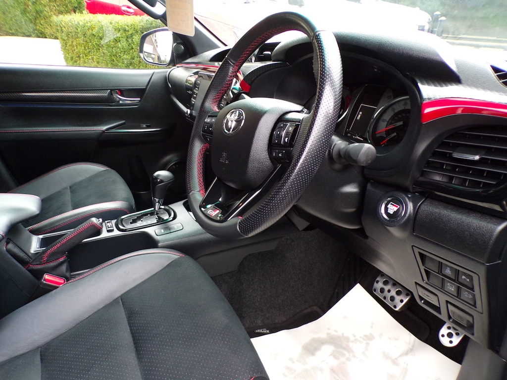 Used Toyota Hilux 2023 for sale - 77293767: Photo 24