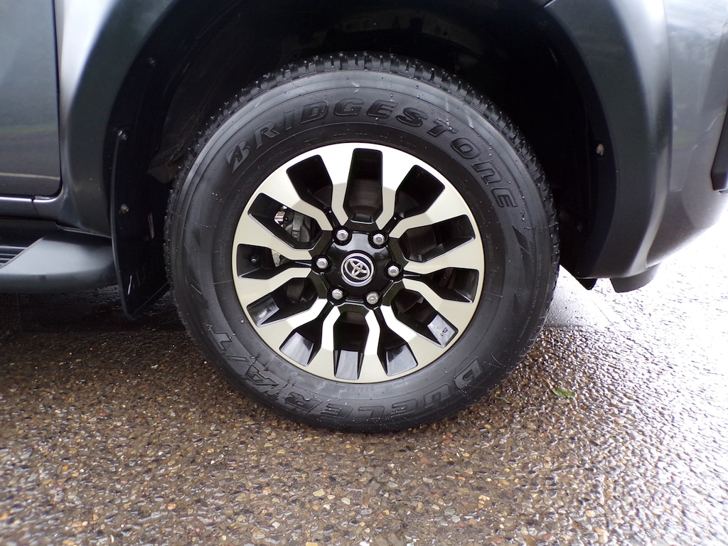 Used Toyota Hilux 2023 for sale - 77293767: Photo 30